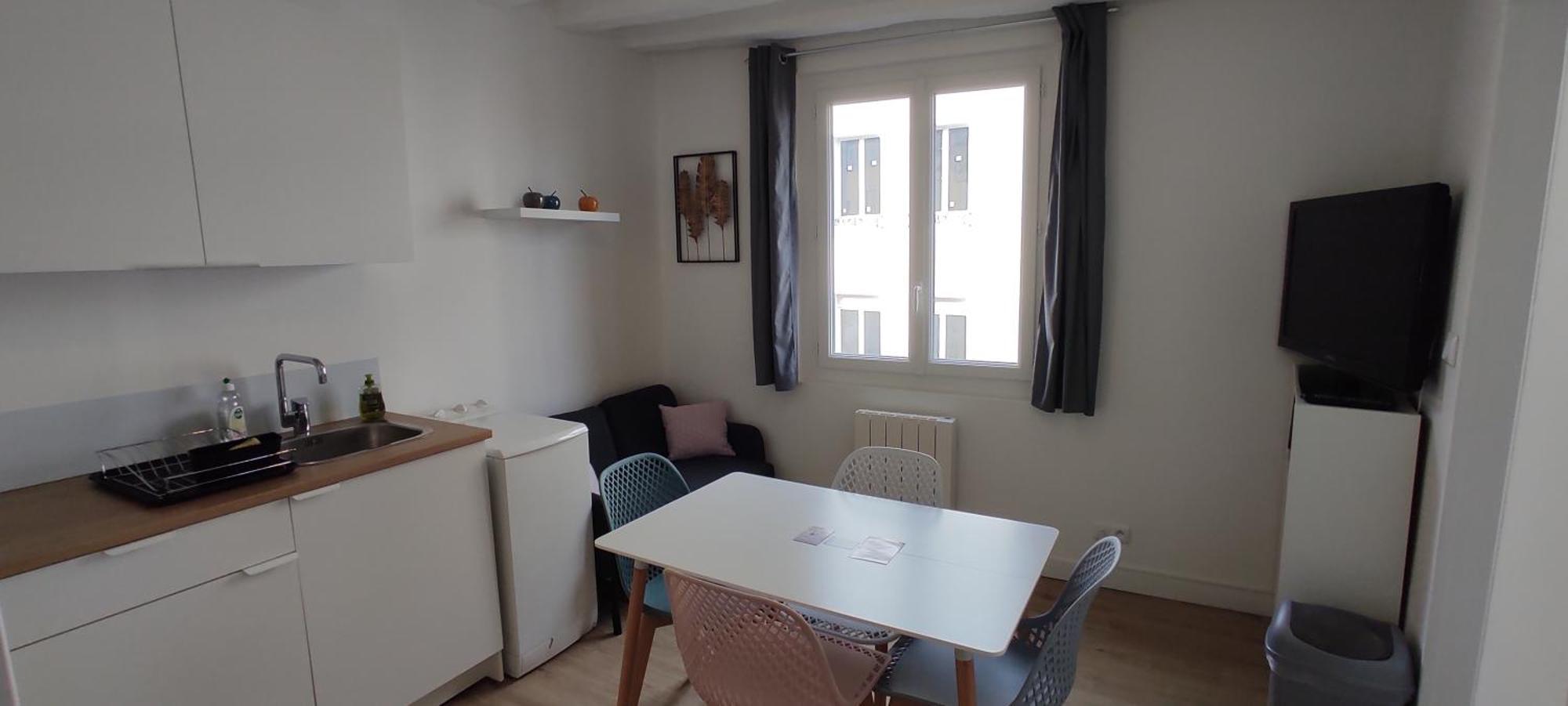 Appartement Cosy Plein Centre Conches-en-Ouche Exterior foto